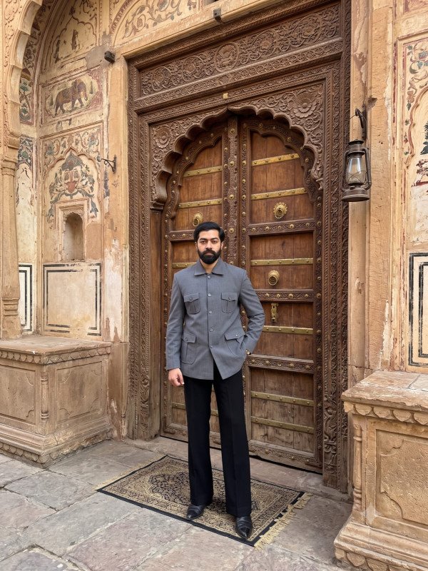 https://www.thelabelmohitdhingra.com/public/assets/img/placeholder.jpg
